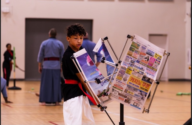 Kids cutting paper